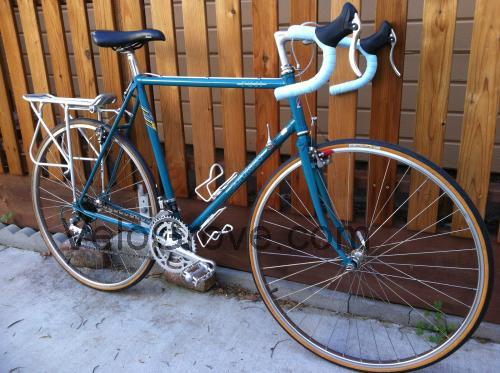 Fuji Saratoga specs and reviews